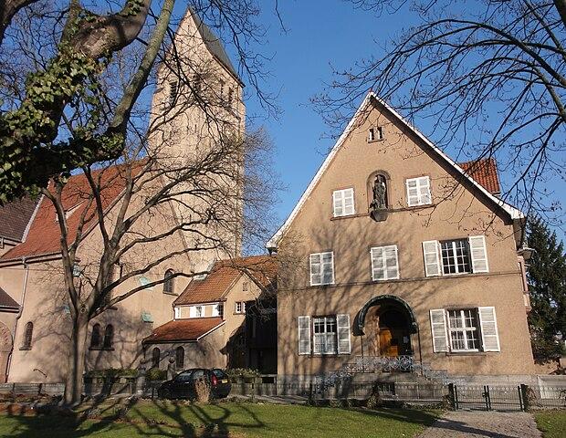 Strasbourg - Immobilier - CENTURY 21 Weibel - Église Saint-Florent (1910) de Strasbourg-Cronenbourg